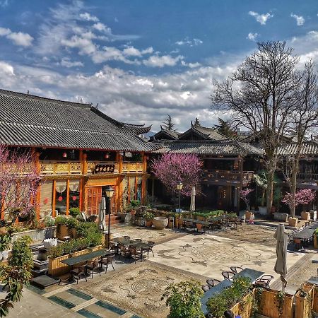 Doof Resort Hotel 麗江市 エクステリア 写真