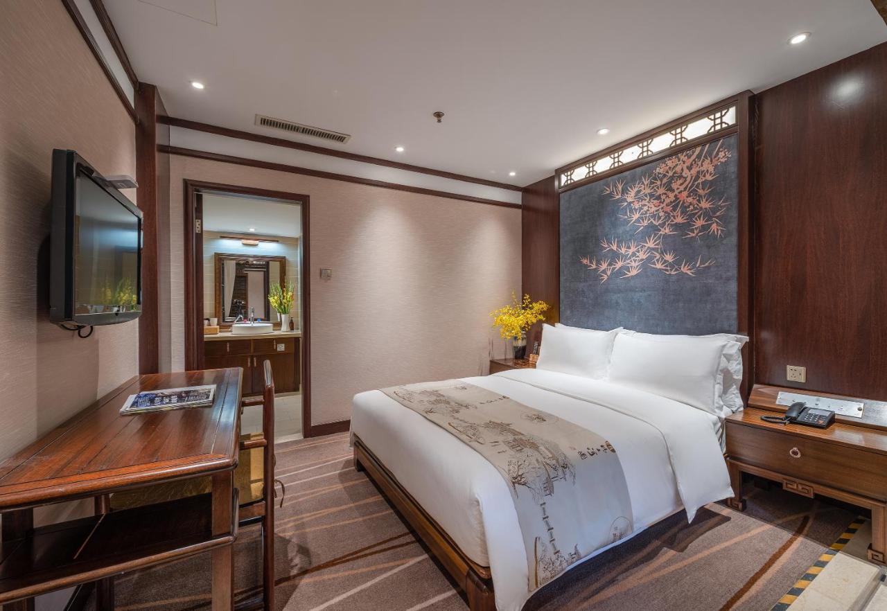 Doof Resort Hotel 麗江市 エクステリア 写真