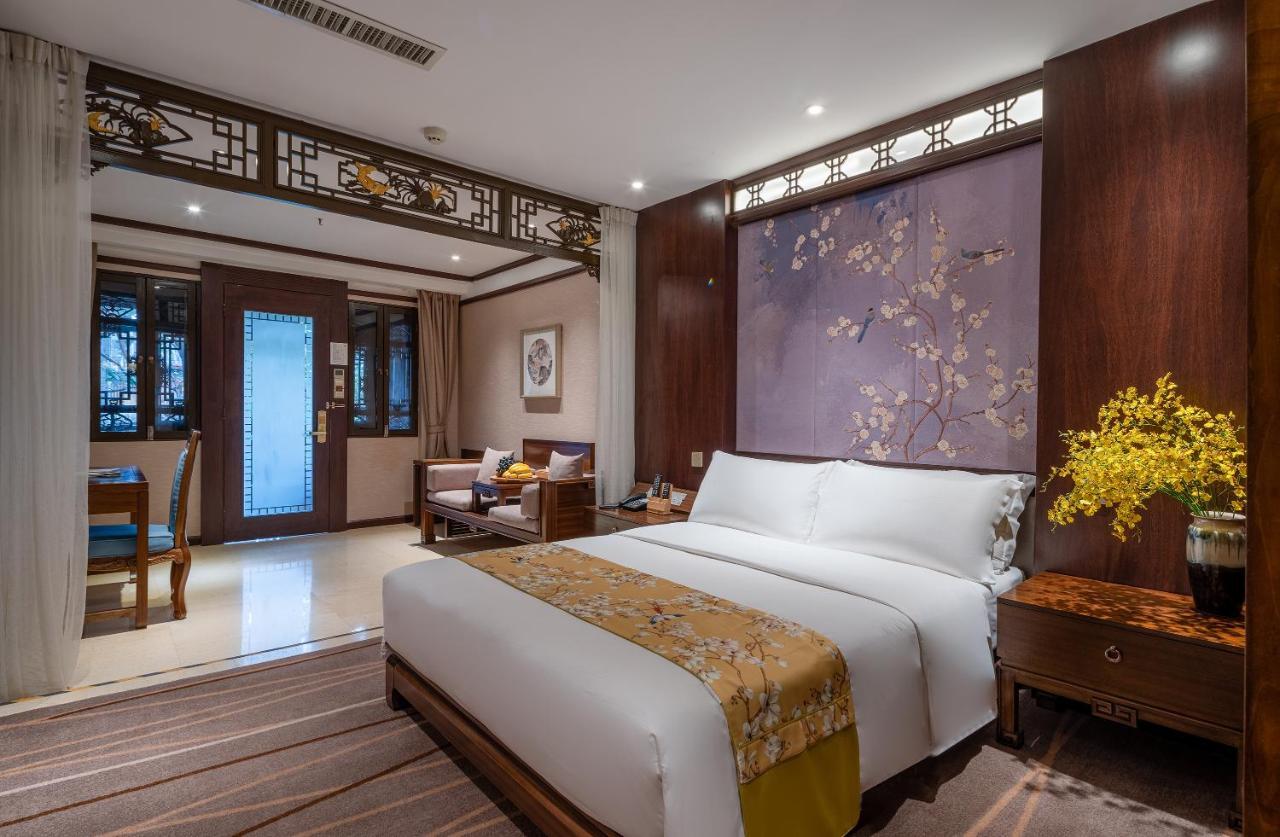 Doof Resort Hotel 麗江市 エクステリア 写真