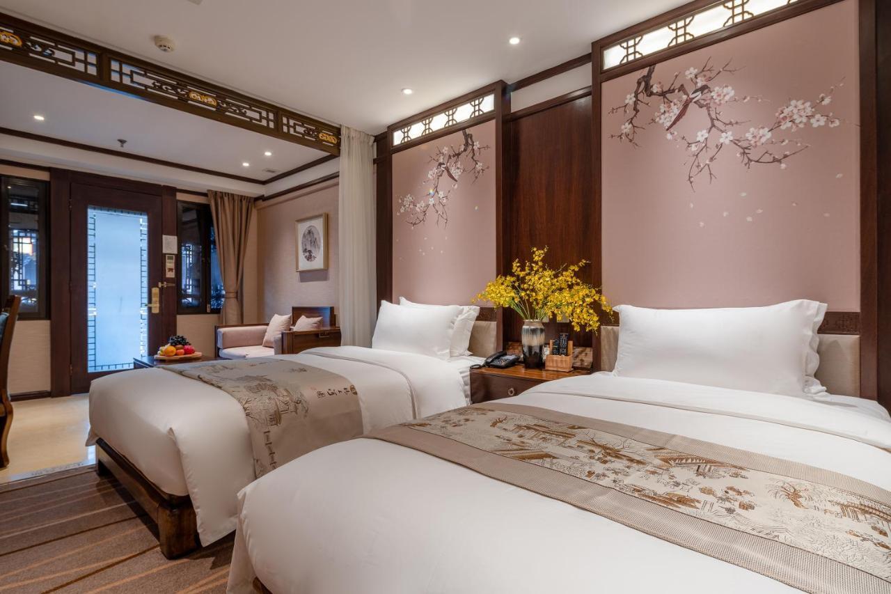 Doof Resort Hotel 麗江市 エクステリア 写真