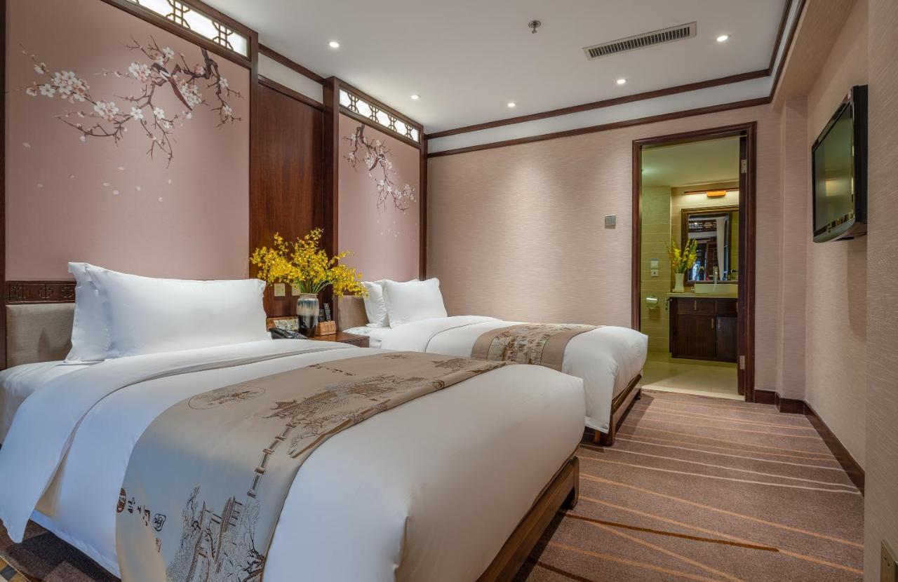 Doof Resort Hotel 麗江市 エクステリア 写真