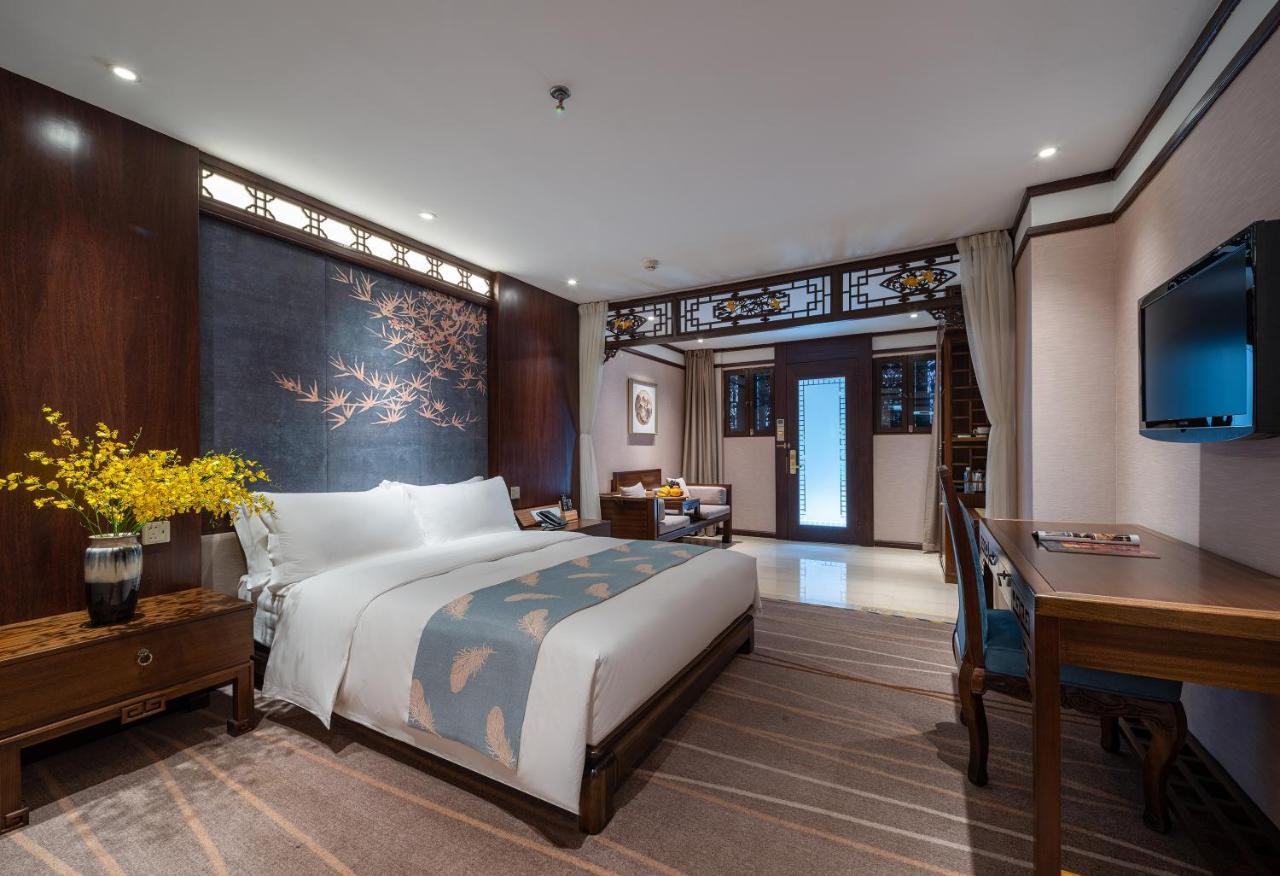 Doof Resort Hotel 麗江市 エクステリア 写真