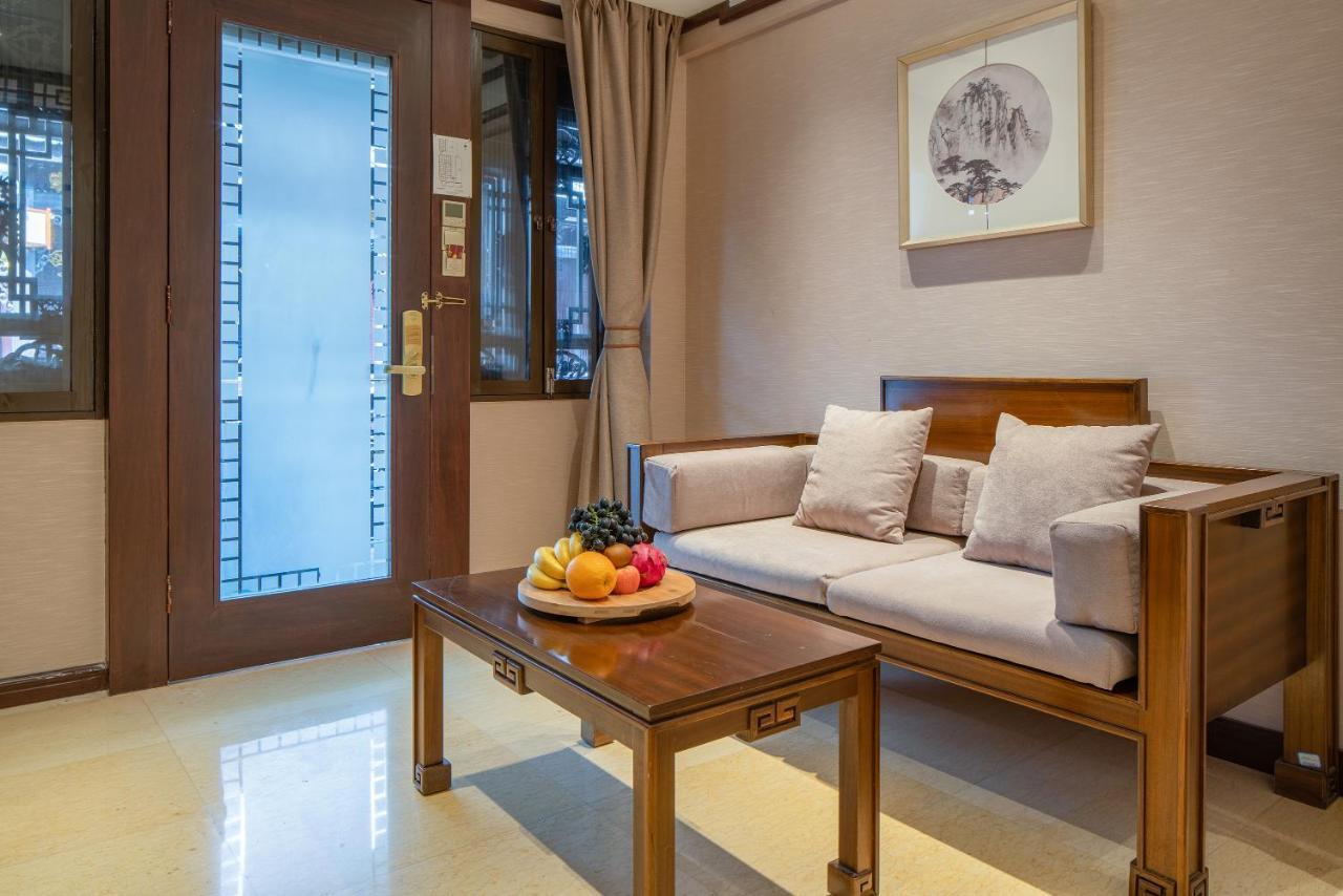 Doof Resort Hotel 麗江市 エクステリア 写真