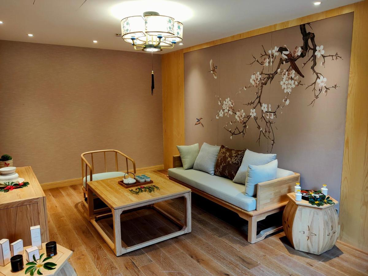 Doof Resort Hotel 麗江市 エクステリア 写真