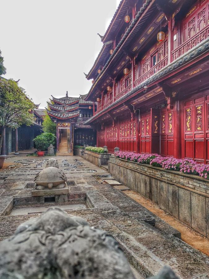 Doof Resort Hotel 麗江市 エクステリア 写真