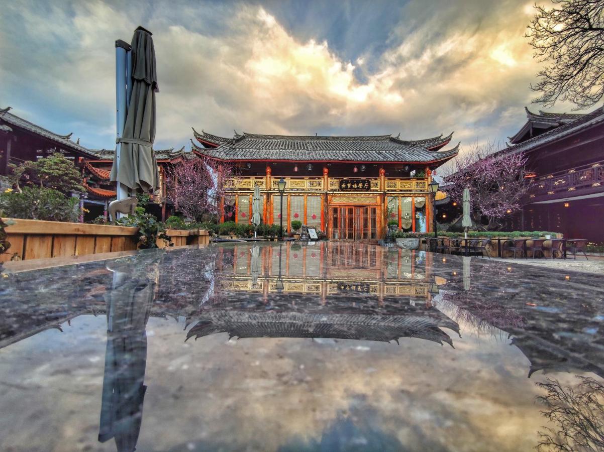 Doof Resort Hotel 麗江市 エクステリア 写真