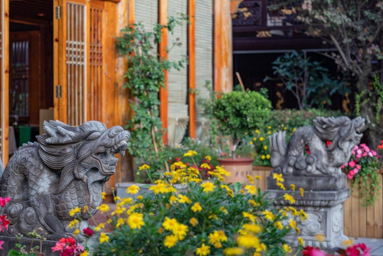Doof Resort Hotel 麗江市 エクステリア 写真