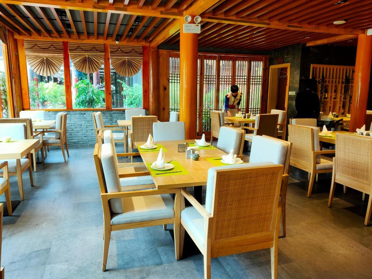 Doof Resort Hotel 麗江市 エクステリア 写真