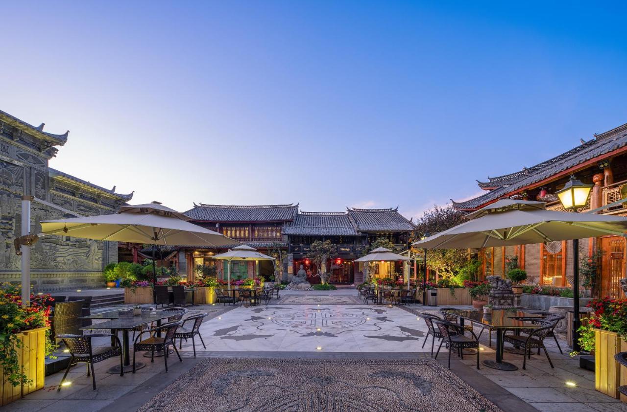 Doof Resort Hotel 麗江市 エクステリア 写真